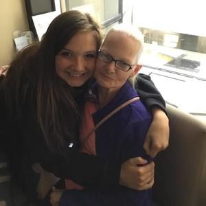 Meet your Posher, Holly